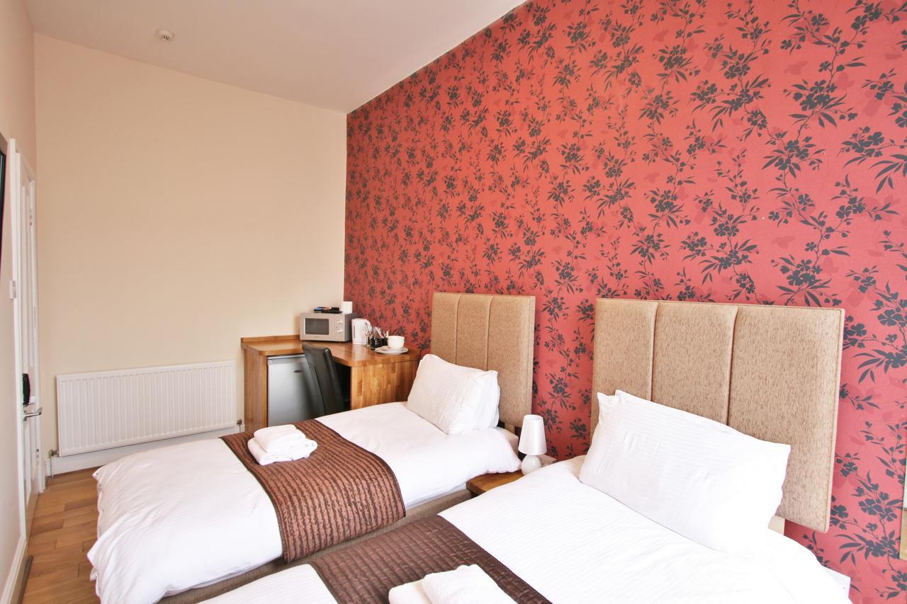 Central Studios Gloucester Place By Roomsbooked Cheltenham Dış mekan fotoğraf