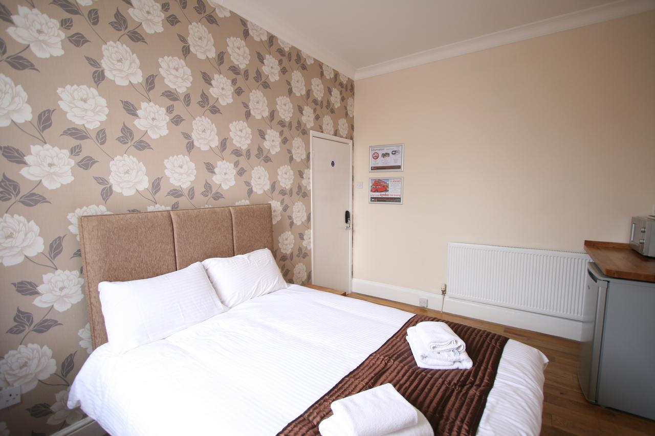 Central Studios Gloucester Place By Roomsbooked Cheltenham Dış mekan fotoğraf